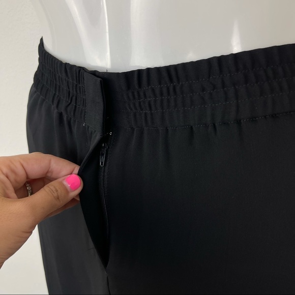 3/30$🔥 DKNY Black Loose fit Joggers Size M - Picture 4 of 13